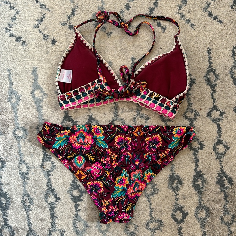 Target bikini set - Picture 2 of 3